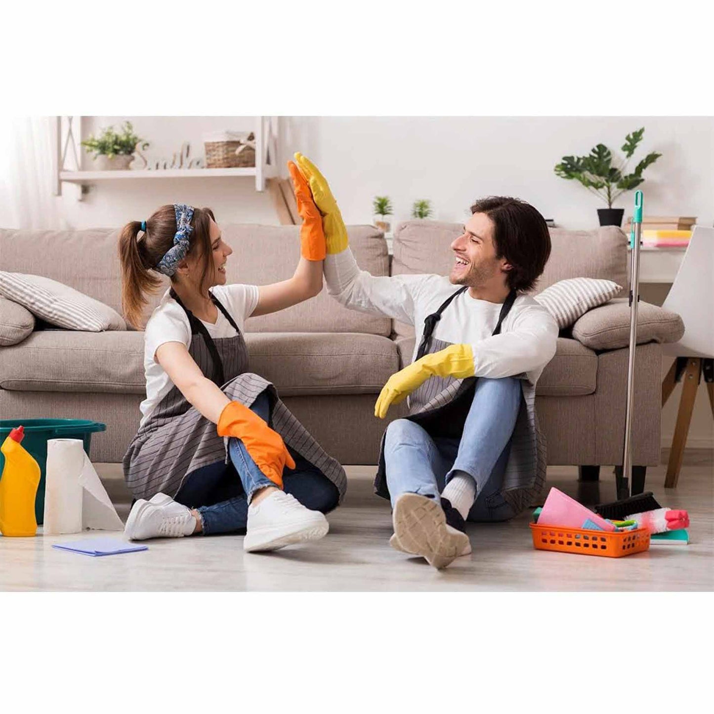 Swiffer Staubmagnet Starterkit, XXL Griff, 2 Tücher, effektive Staubentfernung, ergonomisches Design, ideal für große Flächen.