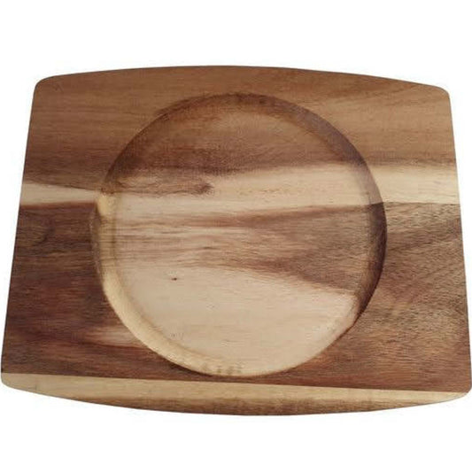 Gusseisen Grillpfännchen Ø 15,5 cm mit Servierbrett, ideal für BBQ und Ofengerichte, hitzebeständig und langlebig.