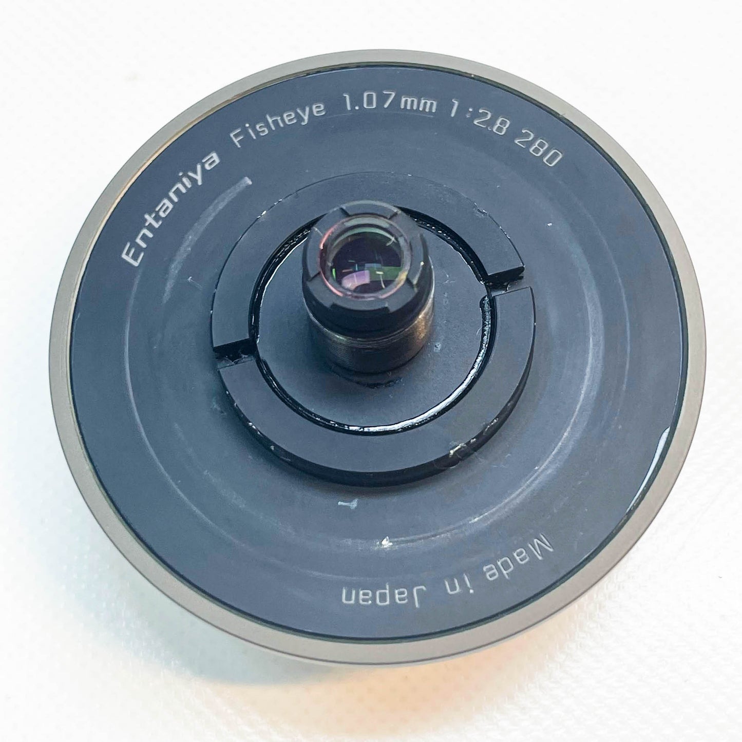 Entaniya Fisheye 1.07 mm, Superweitwinkel-Fischaugenobjektiv 1:28, kompakt, hohe Bildqualität, Made in Japan.
