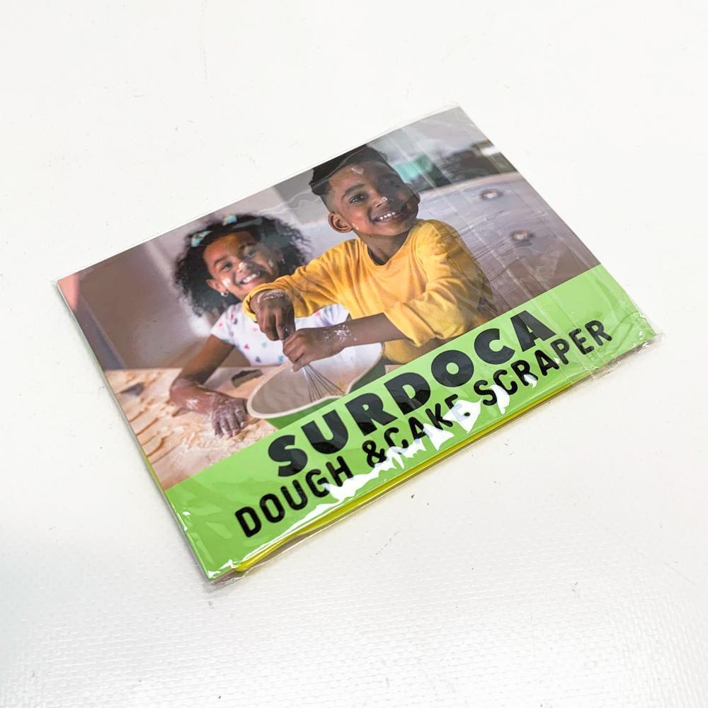 SURDOCA Dough Scraper Dough Card Dough Cutter 3 PCs BPA Free PE Plastic Flexible with Sharp Edge and Anti-Slip Silicone