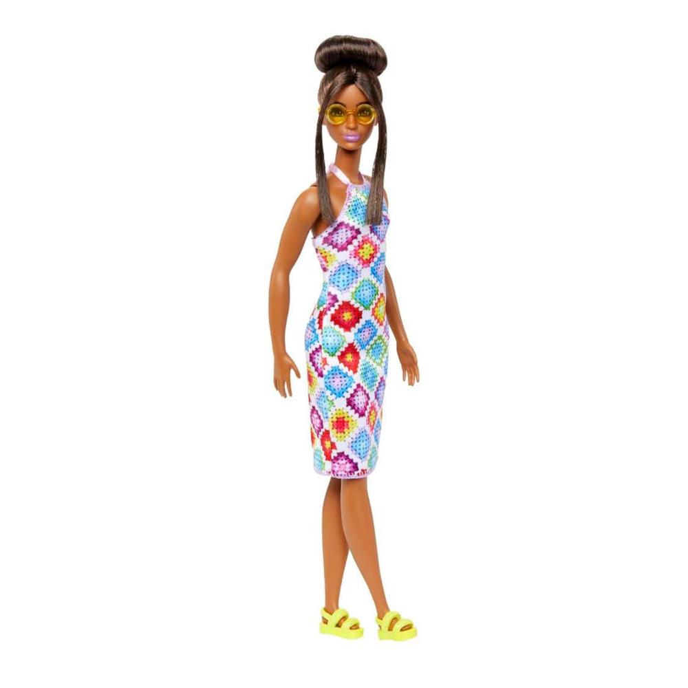 Barbie Fashionistas-Puppe Nr. 210 HJT07 glamouröser Dutt gehäkeltes Neckholder-Midikleid goldene Sonnenbrille klobige gelbe Sandalen für Kinder ab 3 Jahren