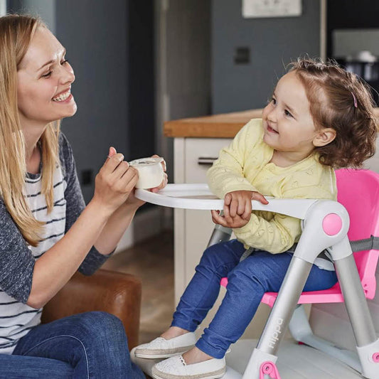 APRAMO FLIPPA, Faltbarer Sitz, tragbar, mit Tablett, ideal für Reisen, pink (Sakura)