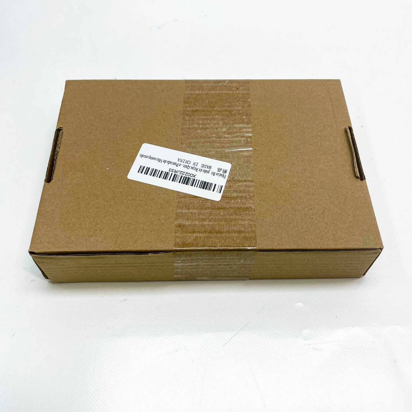 Schnellkleidungsfixer, Mini-Nähmaschine, Pistole für Kleidung, rosa, kompakt, ideal für schnelle Reparaturen und Anpassungen.