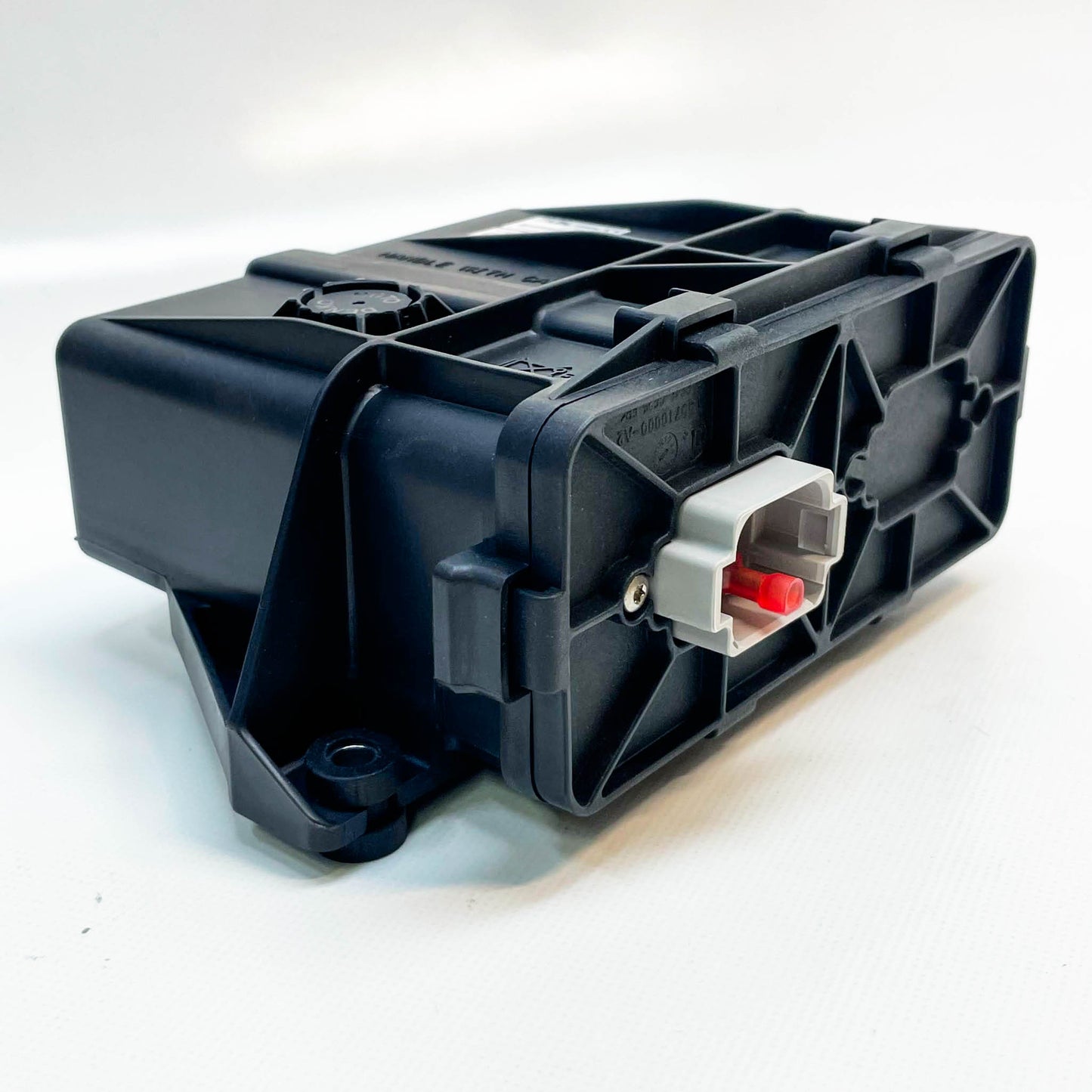 LDL Technology TCU 1.2 4G, Telematik Steuergerät, 434 MHz, TPMS, Modell 19239, für verbesserte Fahrzeugkommunikation.