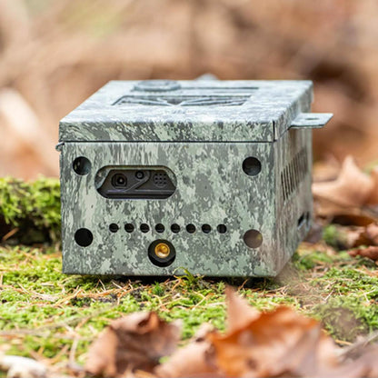 Zeiss Secacam 3, Metallgehäuse, Sicherheitskamera, robuster Stahlschutz, Tarnmuster, Stativ- und Kabelschlosskompatibel.