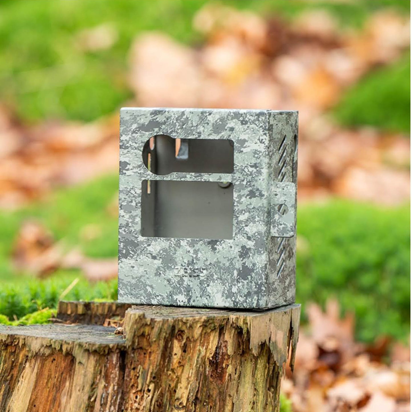 Zeiss Secacam 3, Metallgehäuse, Sicherheitskamera, robuster Stahlschutz, Tarnmuster, Stativ- und Kabelschlosskompatibel.