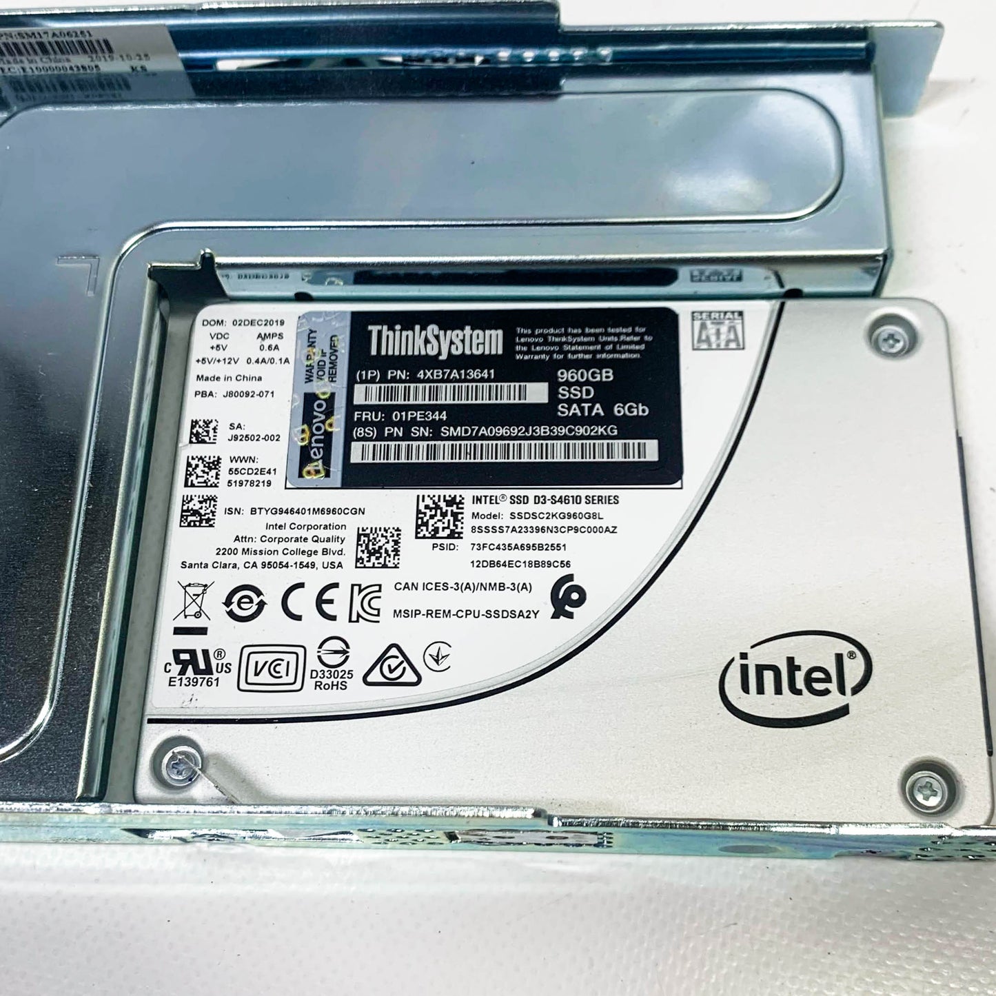 LENOVO 01PE344, ThinkSystem, SSD, 960GB Mixed Use SATA 6G, hohe Leistung, zuverlässige Speicherung