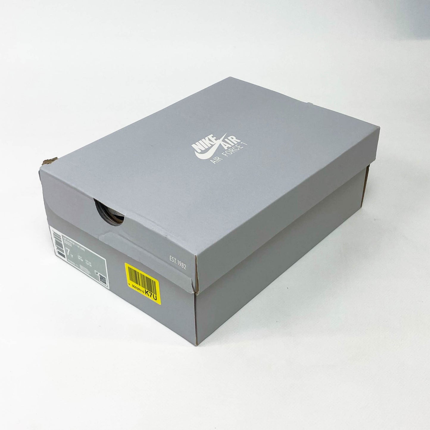 Nike Air Force 1 LE, EUR 40, Sneaker, weiß, Leder, klassische Silhouette, perforierte Zehenbox, gepolsterter Einstieg