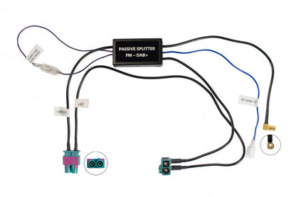 RTA 203.039-0 Doppel Antennenadapter, 2x Fakra auf SMB, UKW/DAB+ Splitter, für Autoradios und Nachrüstgeräte